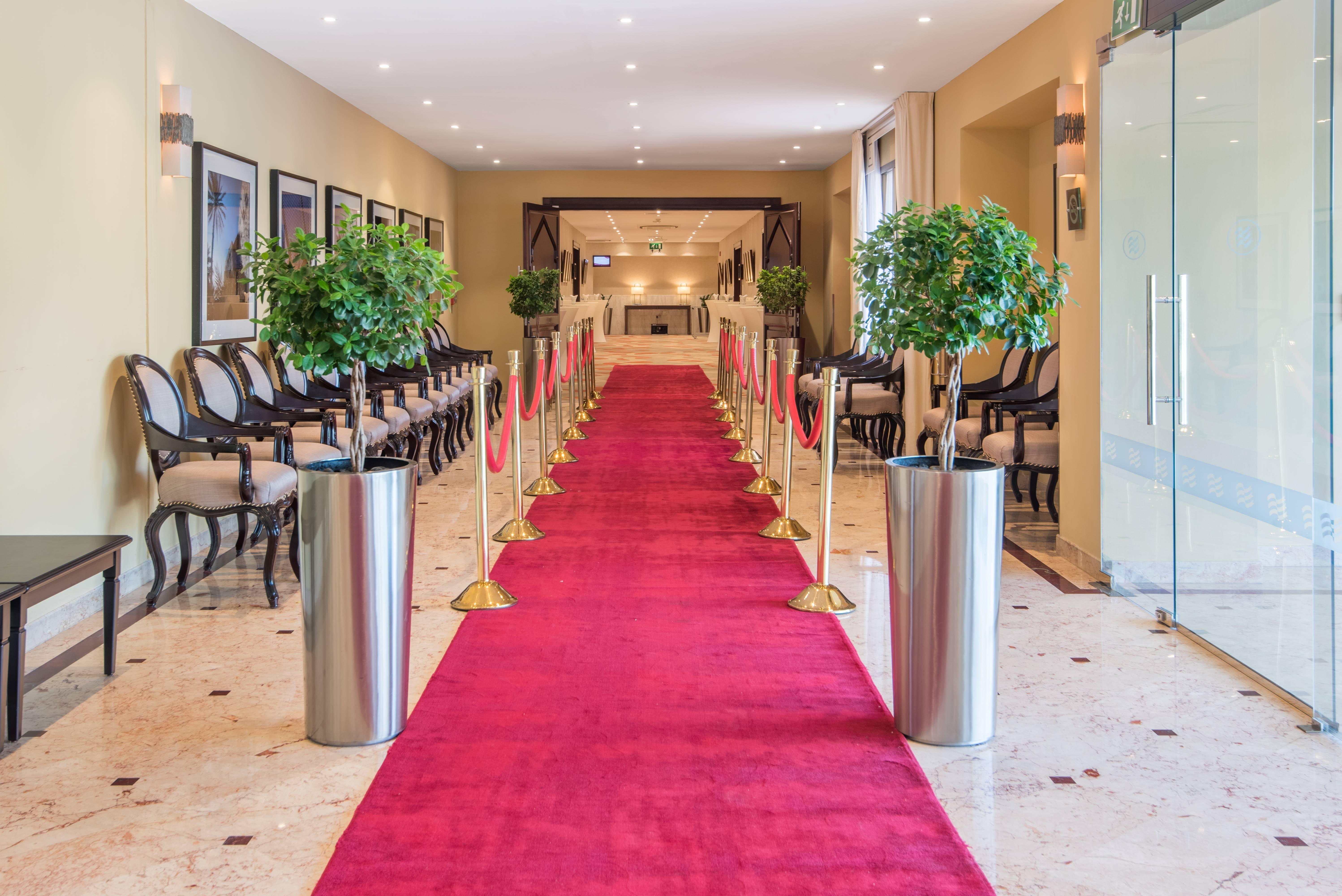 Готель Crowne Plaza Muscat By Ihg Екстер'єр фото