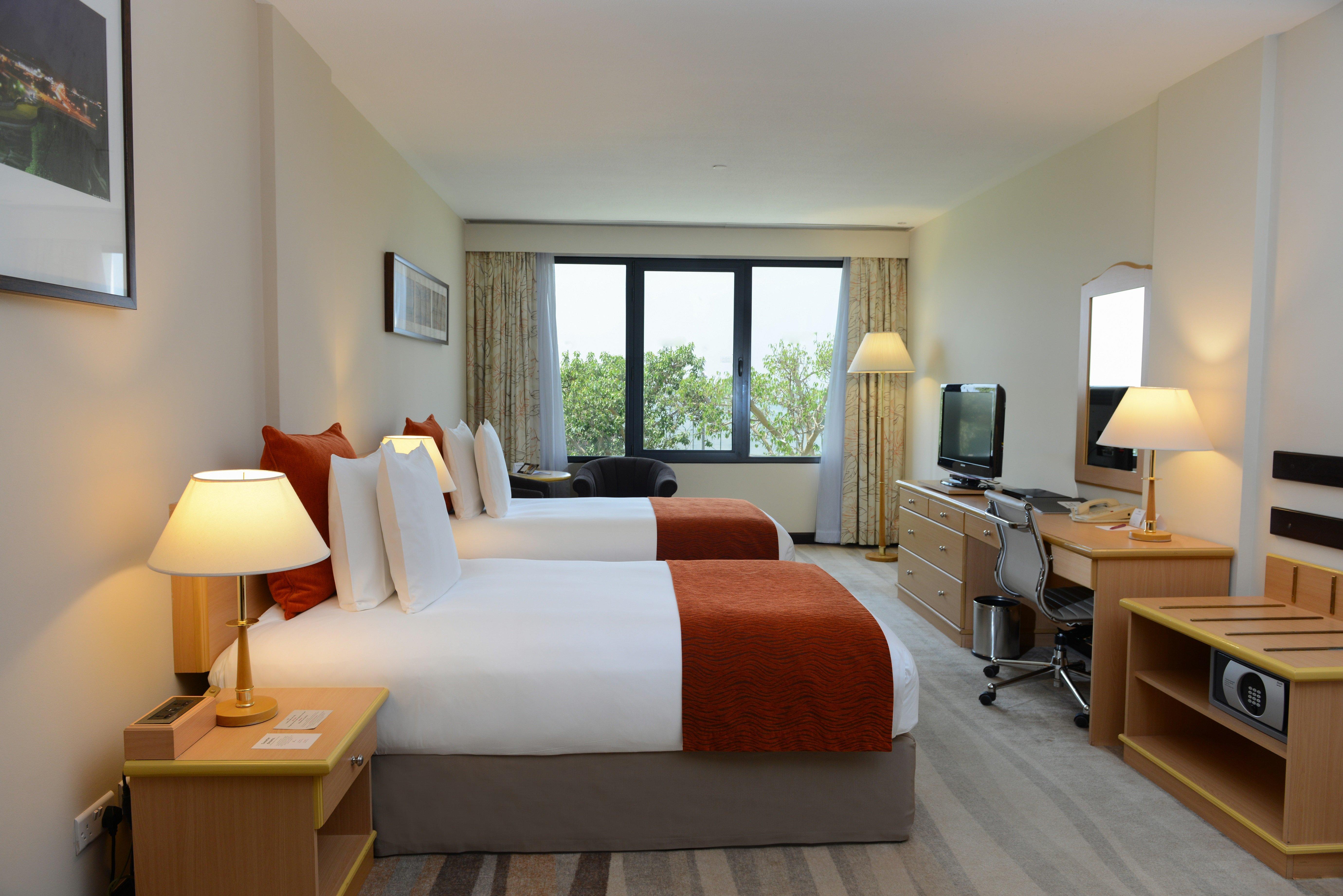 Готель Crowne Plaza Muscat By Ihg Екстер'єр фото